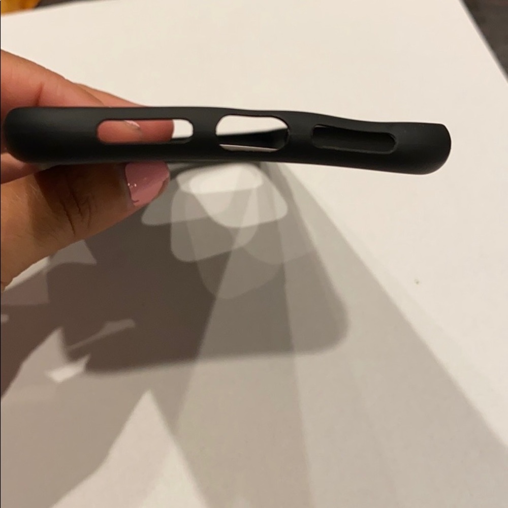 iPhone 11 Pro Case - Picture 3 of 4